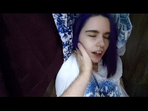 ❤️ Fûn myn suster yn 'e kast en holp har cum ❤ Kwaliteitsseks by ús fy.hochu-sex-tomsk.ru ❌️❤